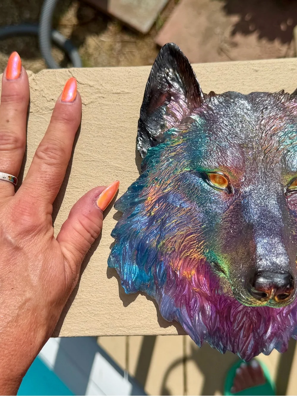 🐺Stunning poured resin wolf painted with chameleon powders & holographic film.